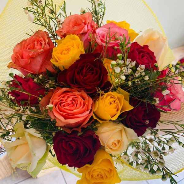 20 Stems Mixed Roses